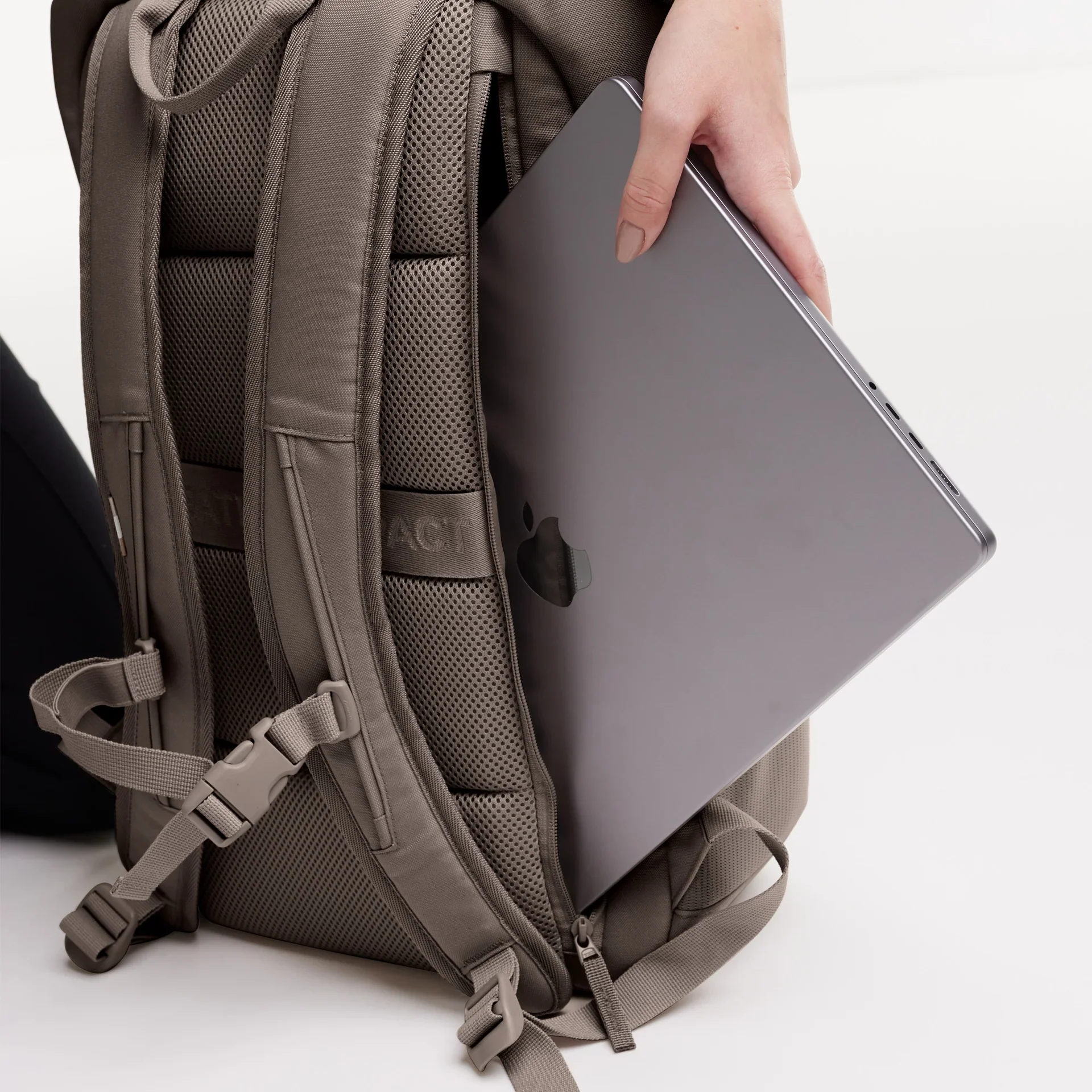 GOT BAG MOCHILA PRO PACK MONOCHROME - Image 106