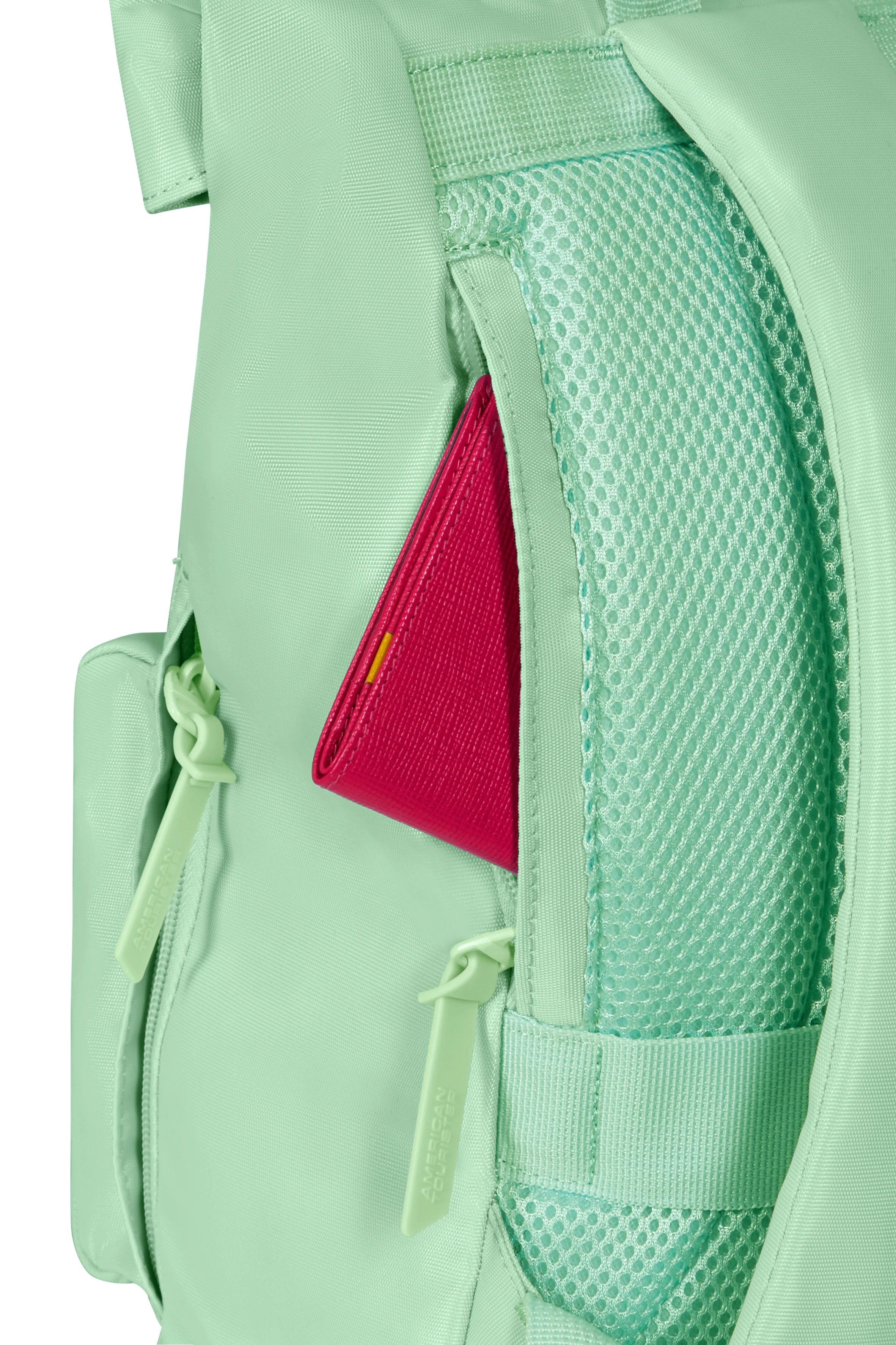 Pack Maleta Cabina SoundBox + Mochila Urban groove de American Tourister - Verde pastel - Image 14
